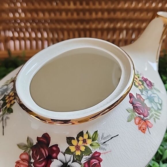 Aladdin Genie Style Gold Tone Accented Floral Teapot Made In England